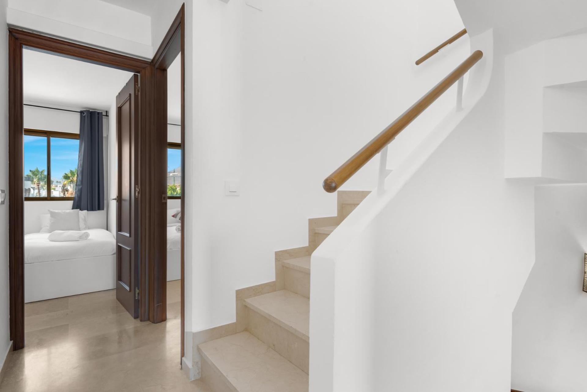 Lovely Penthouse Near Estepona Marina By Costarentals - Ref M15 מראה חיצוני תמונה