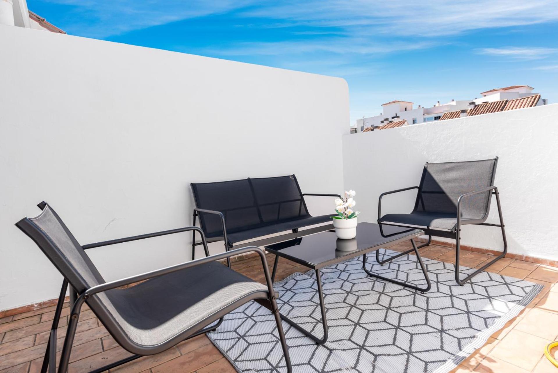 Lovely Penthouse Near Estepona Marina By Costarentals - Ref M15 מראה חיצוני תמונה